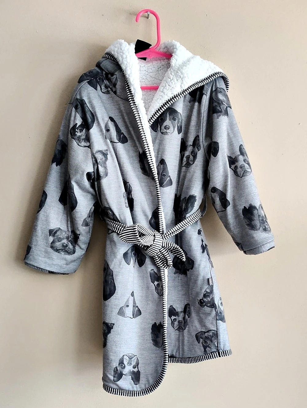 Woodrow & Friends Girls Size XS (5/6) Gray Dog Print Robe Coat